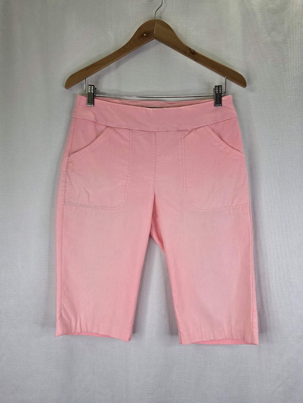 Jamie Sadock Women's Pink Basic Airwear Light Weight Golf Bermuda Shorts Size 8 - Picture 2 of 12